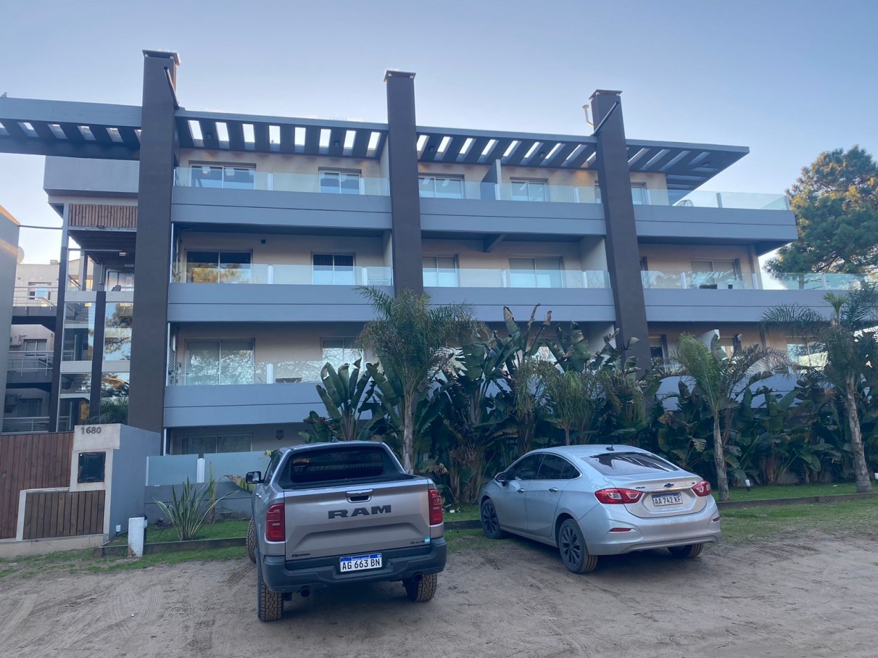 Venta de departamento en complejo Amarras ,Pinamar  oportunidad !