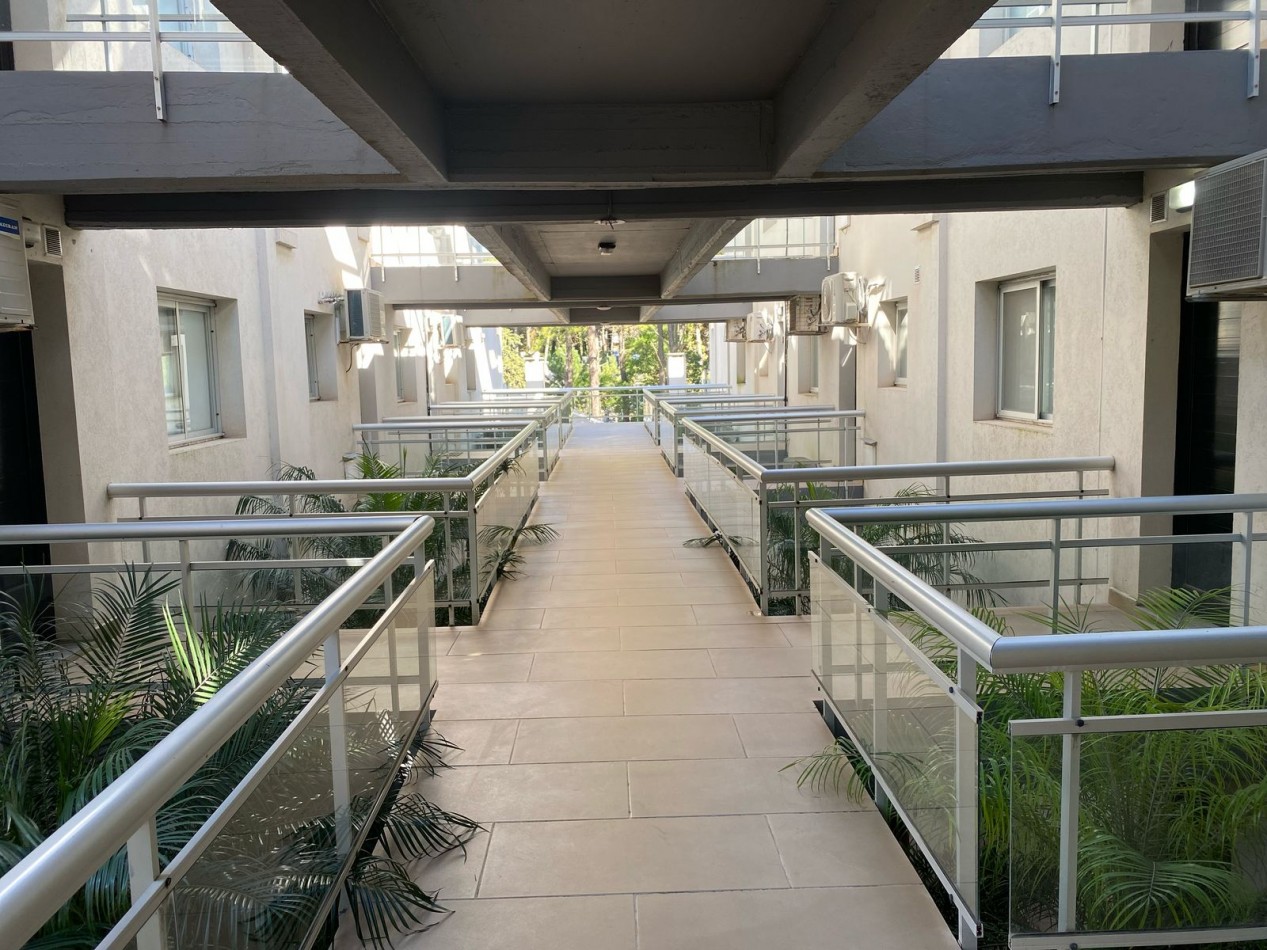 Venta de departamento en complejo Amarras ,Pinamar oportunidad !