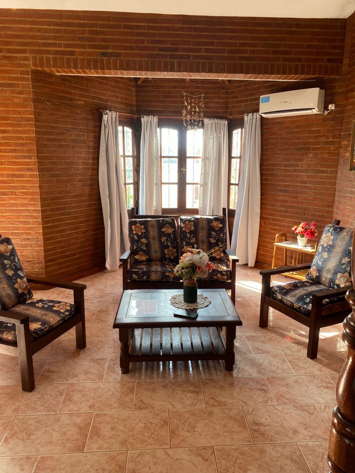 CASA A UNA CUADRA DEL MAR ,ZONA RAMBLA -OPORTUNIDAD DE INVERSION !