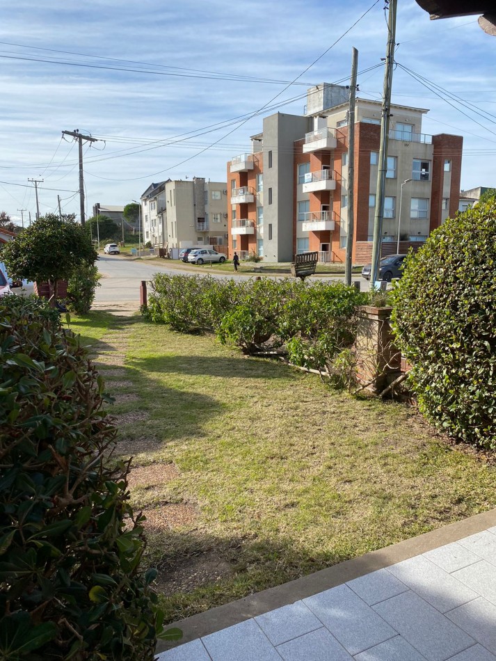 CASA A UNA CUADRA DEL MAR ,ZONA RAMBLA -OPORTUNIDAD DE INVERSION !