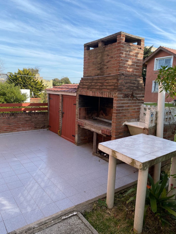 CASA A UNA CUADRA DEL MAR ,ZONA RAMBLA -OPORTUNIDAD DE INVERSION !