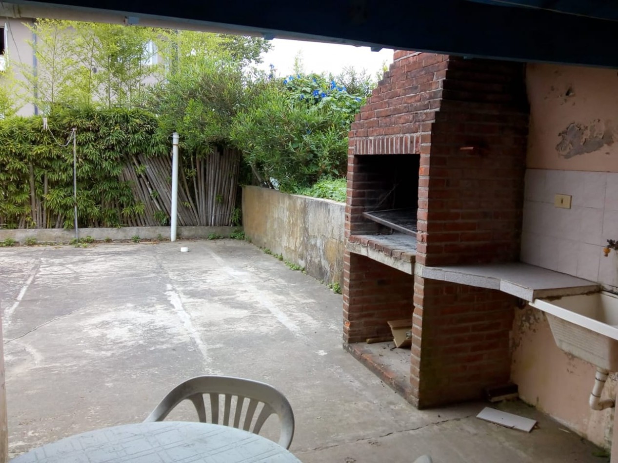 CASA A UNA CUADRA DEL MAR ,ZONA RAMBLA -OPORTUNIDAD DE INVERSION !