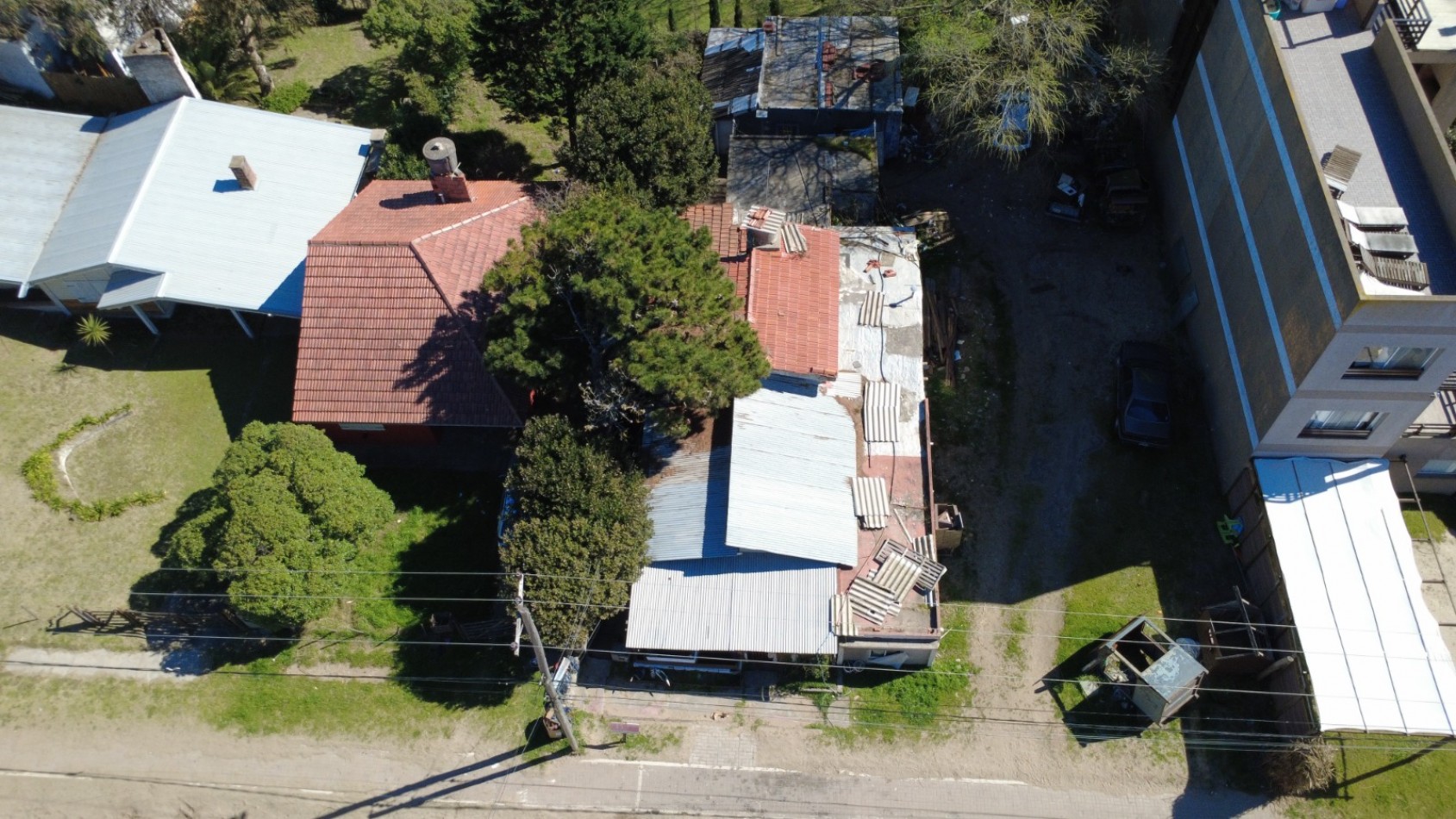 Venta lote multifamiliar en mar de ostende a dos cuadras del mar -oportunidad
