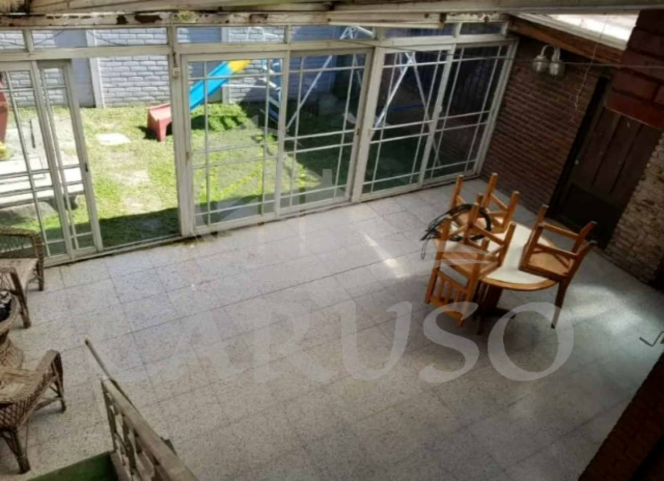 VENTA en BLOCK: Casa y 2 departamentos - QUILMES O.- NUEVO PRECIO $$$