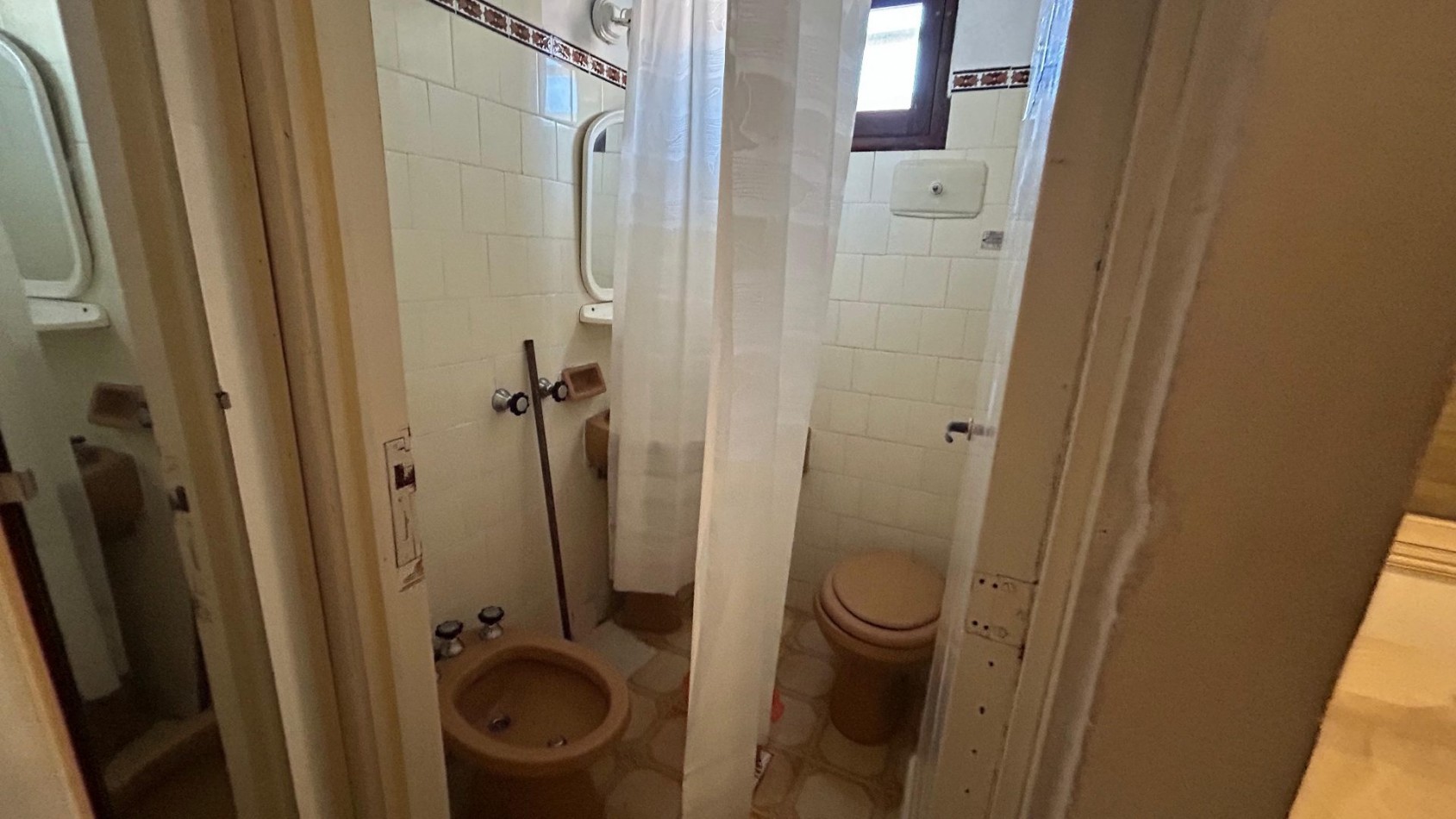 Hosteria en Venta - Excelente Oportunidad de Inversion en Villa Gesell