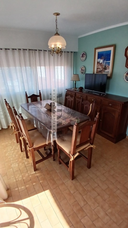 Oportunidad en Villa Gesell: 2 Amb. Amoblado con Cochera - Edificio PH II