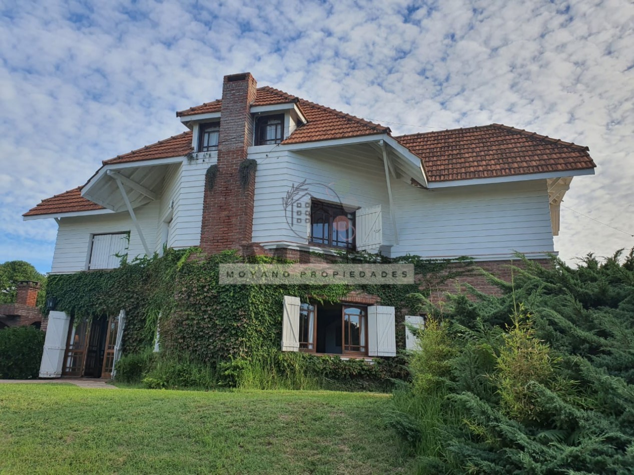 Diseño, Confort y Calidad: Casa Unica en Venta