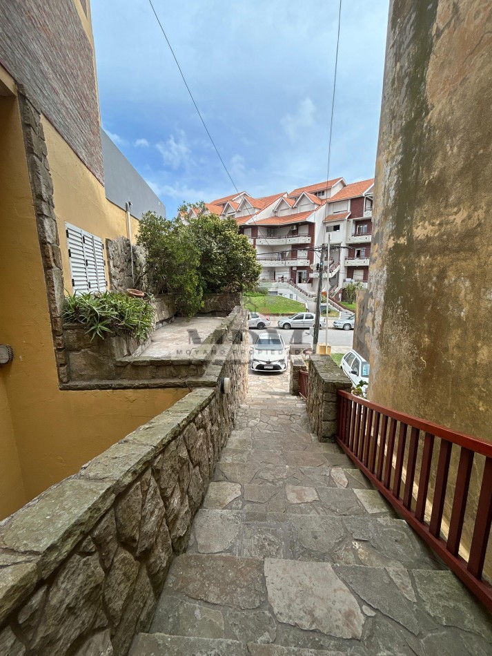 Departamento Frente al Mar en Paseo 104 y Playa - ¡Todos los Ambientes con Vista al Mar!