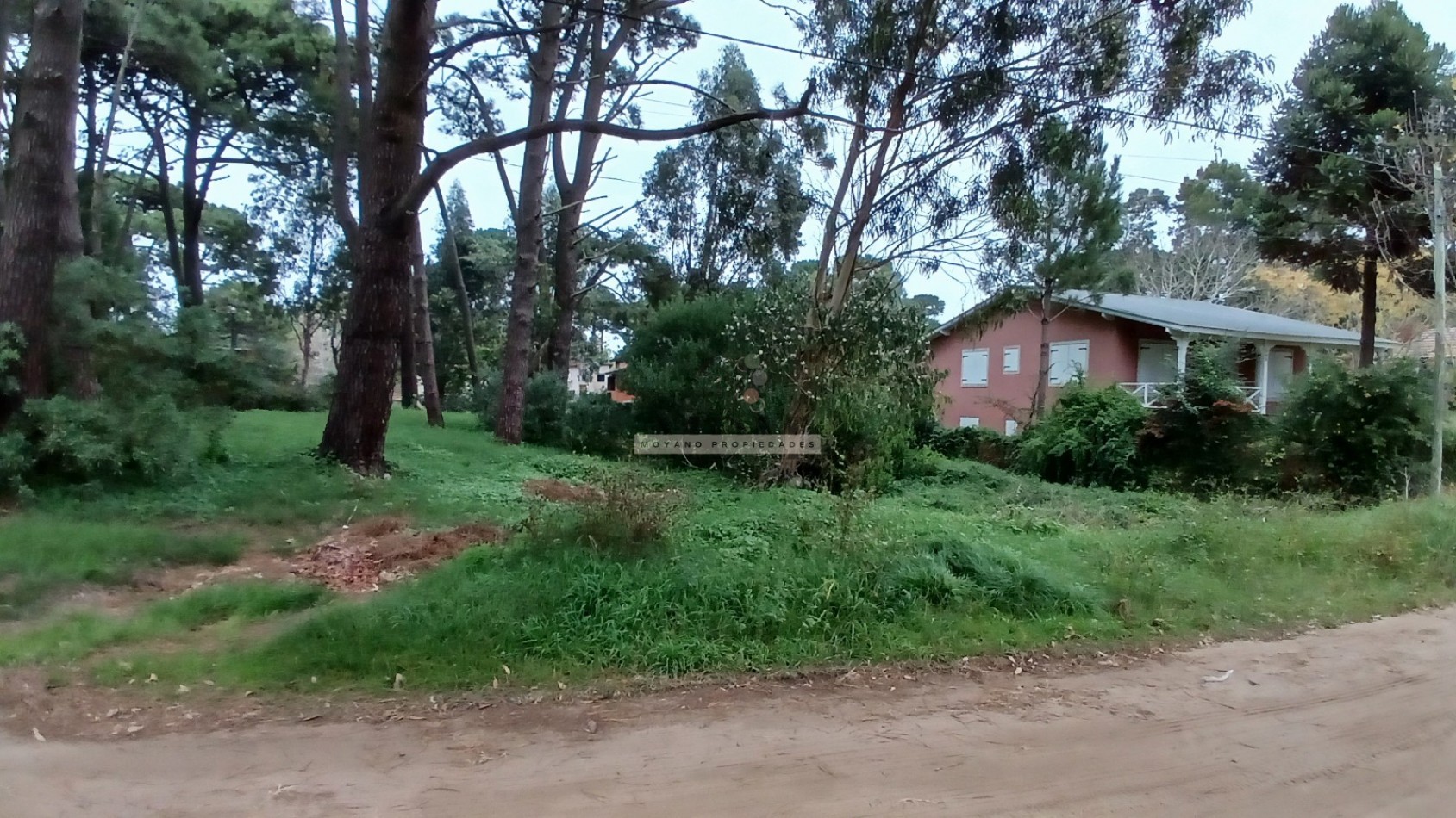 Lote en venta - Calle Segui entre Cabral y Nuñez de Balboa