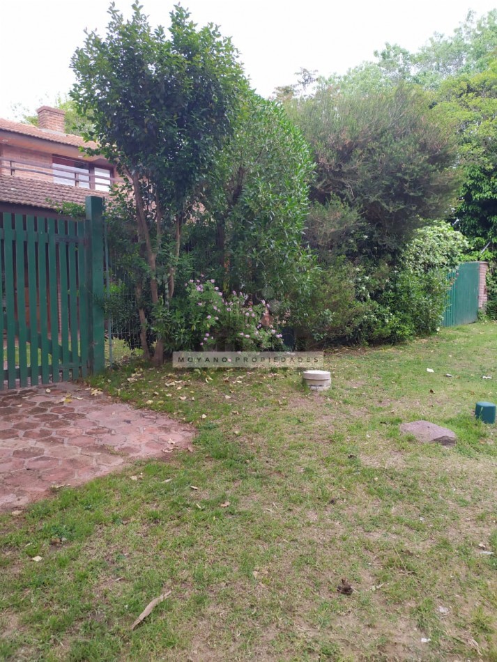 Casa en alquiler anual - Villa Gesell