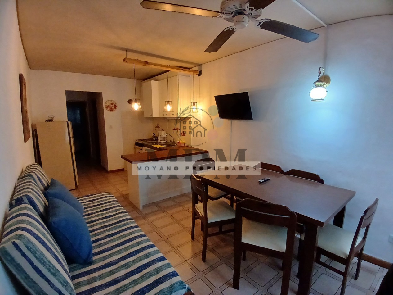 Departamento de 2 ambientes en Edificio Palmeras III 