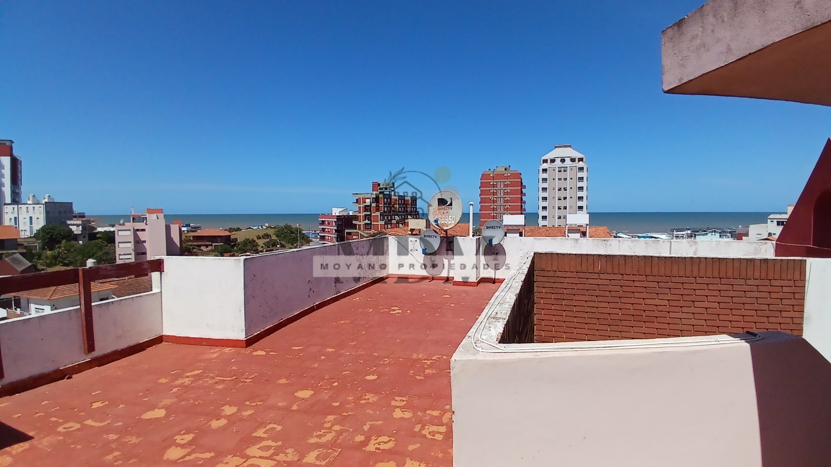 Venta de Monoambientes a una Cuadra del Mar en Villa Gesell: ¡Tu Refugio Costero te Espera!
