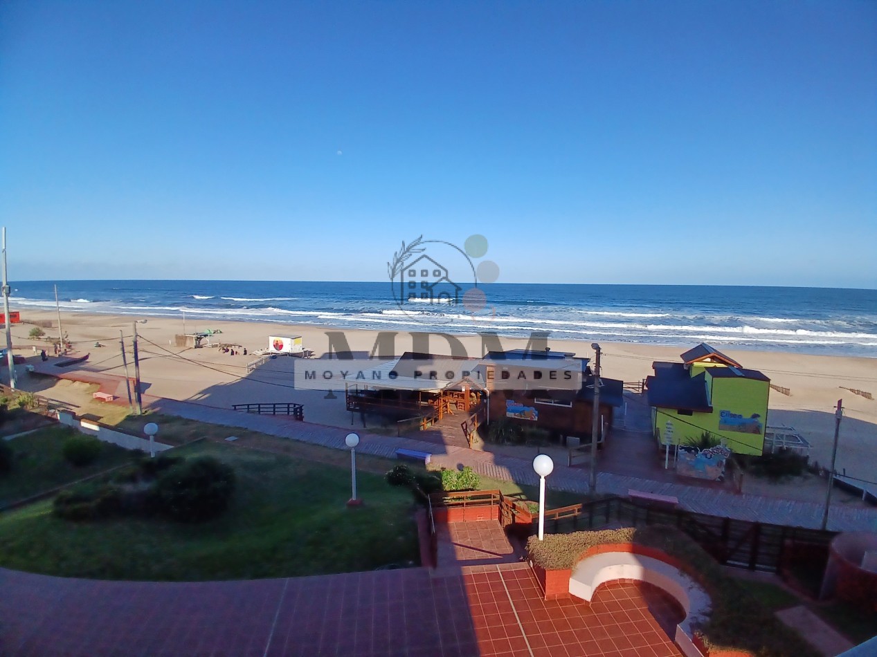 Oportunidad en Villa Gesell: 2 Amb. Amoblado con Cochera - Edificio PH II