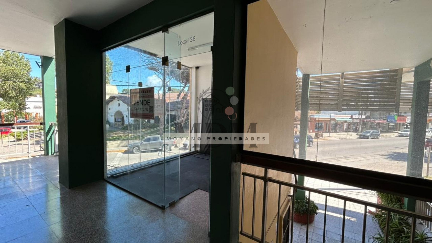 Local en venta con vista a la calle - Galeria Taxco Center
