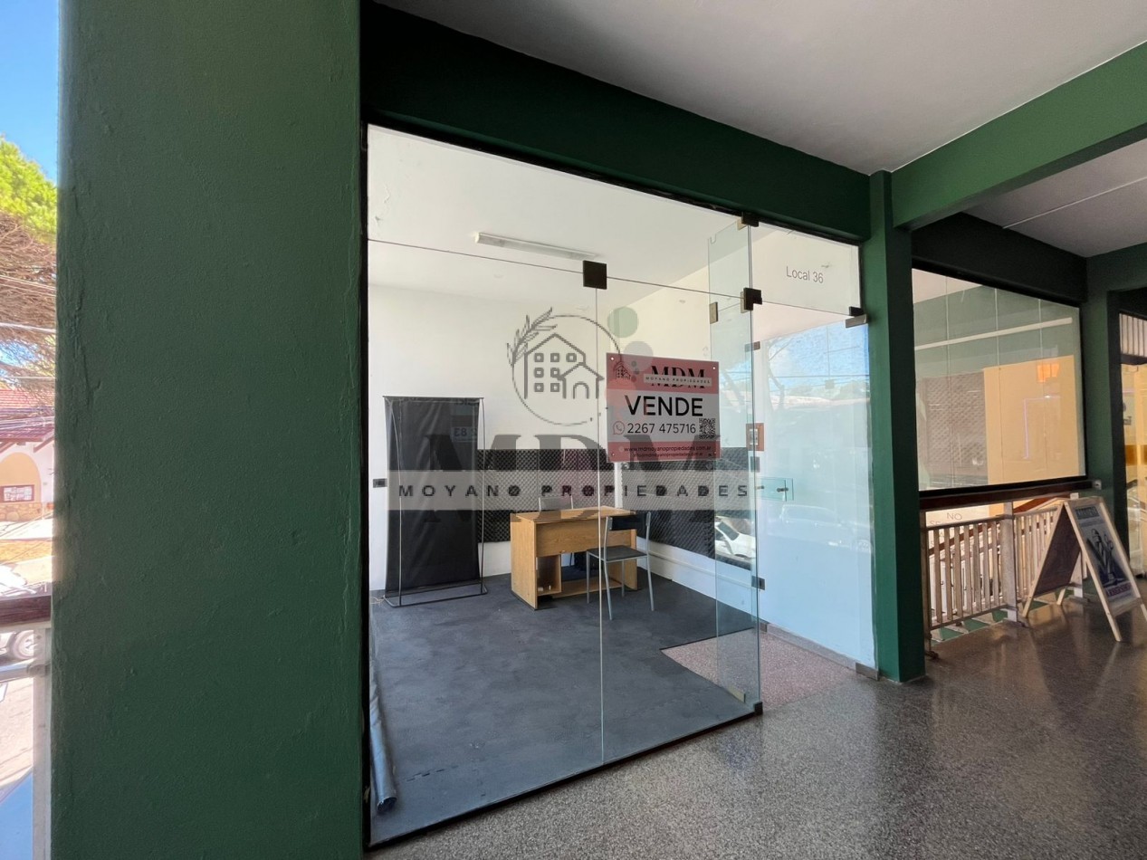 Local en venta con vista a la calle - Galeria Taxco Center