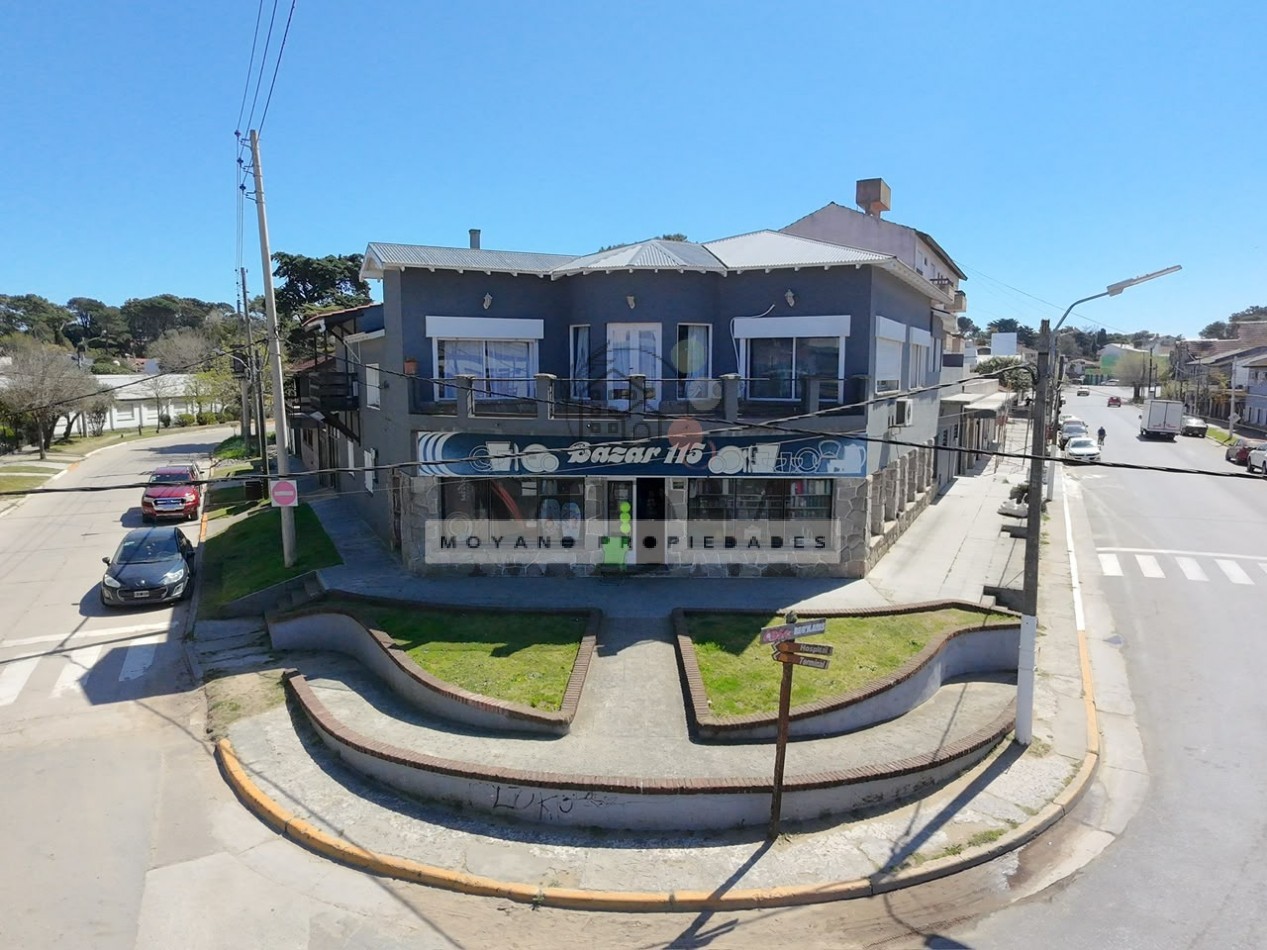 IMPONENTE PROPIEDAD EN BLOCK EN ESQUINA • LOCAL + 7 DEPARTAMENTOS • IDEAL INVERSORES • VILLA GESELL