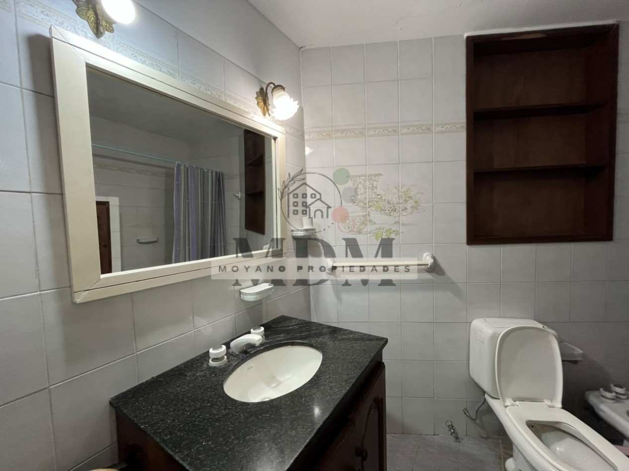 IMPONENTE PROPIEDAD EN BLOCK EN ESQUINA • LOCAL + 7 DEPARTAMENTOS • IDEAL INVERSORES • VILLA GESELL