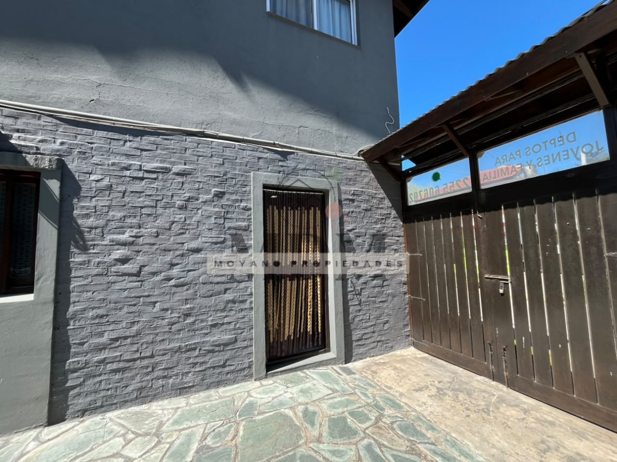 IMPONENTE PROPIEDAD EN BLOCK EN ESQUINA • LOCAL + 7 DEPARTAMENTOS • IDEAL INVERSORES • VILLA GESELL