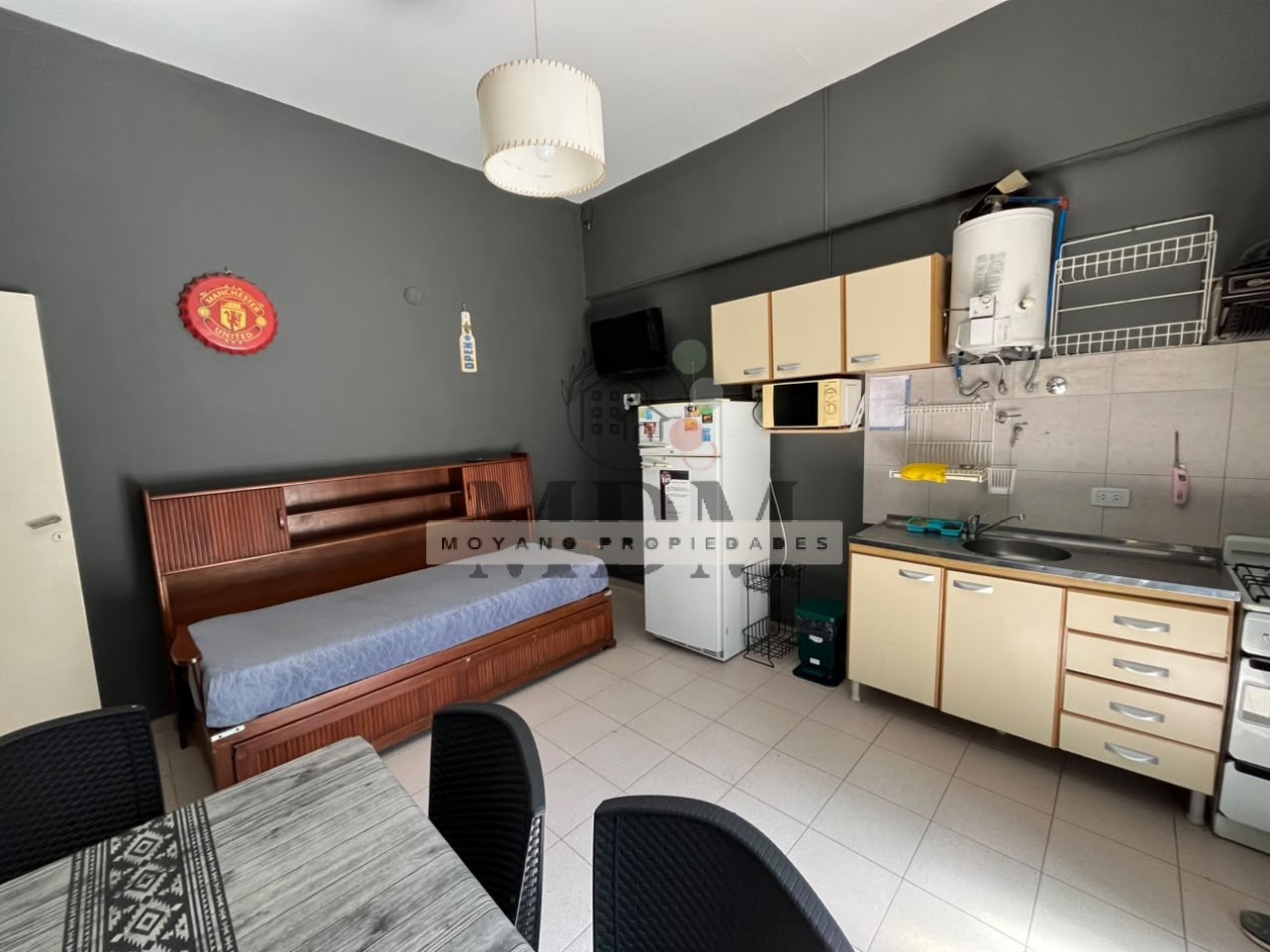 IMPONENTE PROPIEDAD EN BLOCK EN ESQUINA • LOCAL + 7 DEPARTAMENTOS • IDEAL INVERSORES • VILLA GESELL