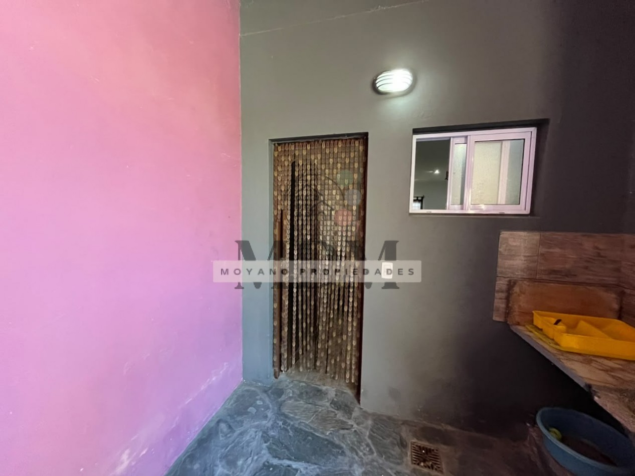 IMPONENTE PROPIEDAD EN BLOCK EN ESQUINA • LOCAL + 7 DEPARTAMENTOS • IDEAL INVERSORES • VILLA GESELL
