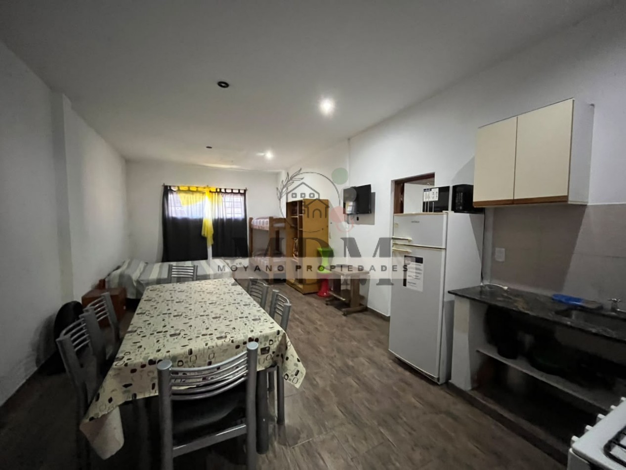 IMPONENTE PROPIEDAD EN BLOCK EN ESQUINA • LOCAL + 7 DEPARTAMENTOS • IDEAL INVERSORES • VILLA GESELL