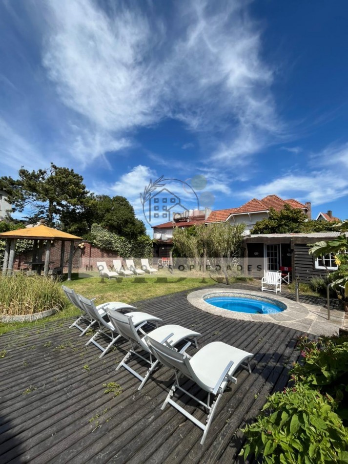  Oportunidad Unica de Inversion: Hosteria a Metros del Mar - Villa Gesell