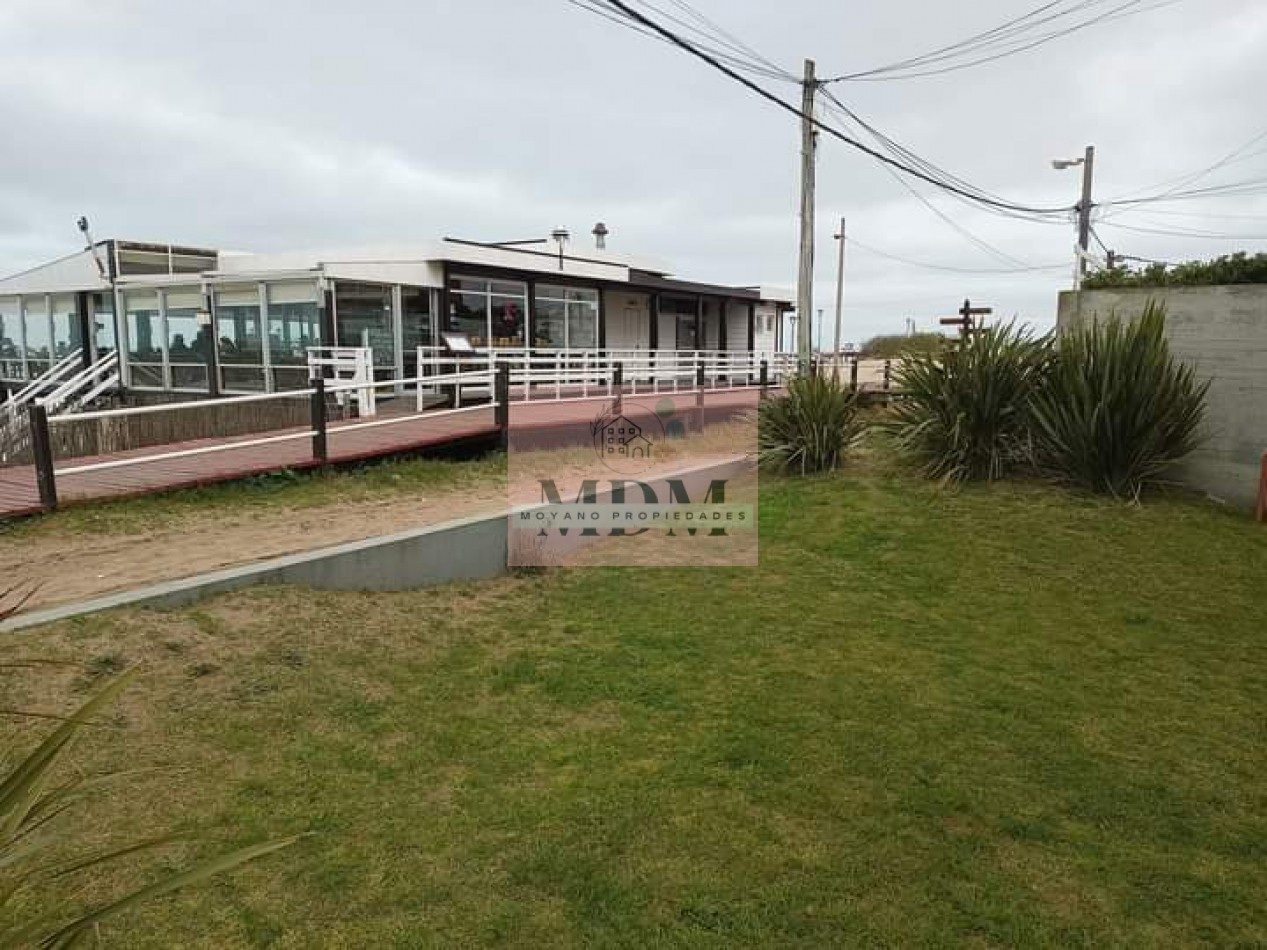 VENDE COCHERA ( CENTRO ) VILLA GESELL