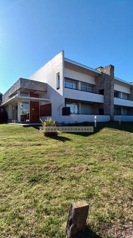 Venta de departamento 2 ambientes - Complejo Punta 30 - 2° piso por escalera