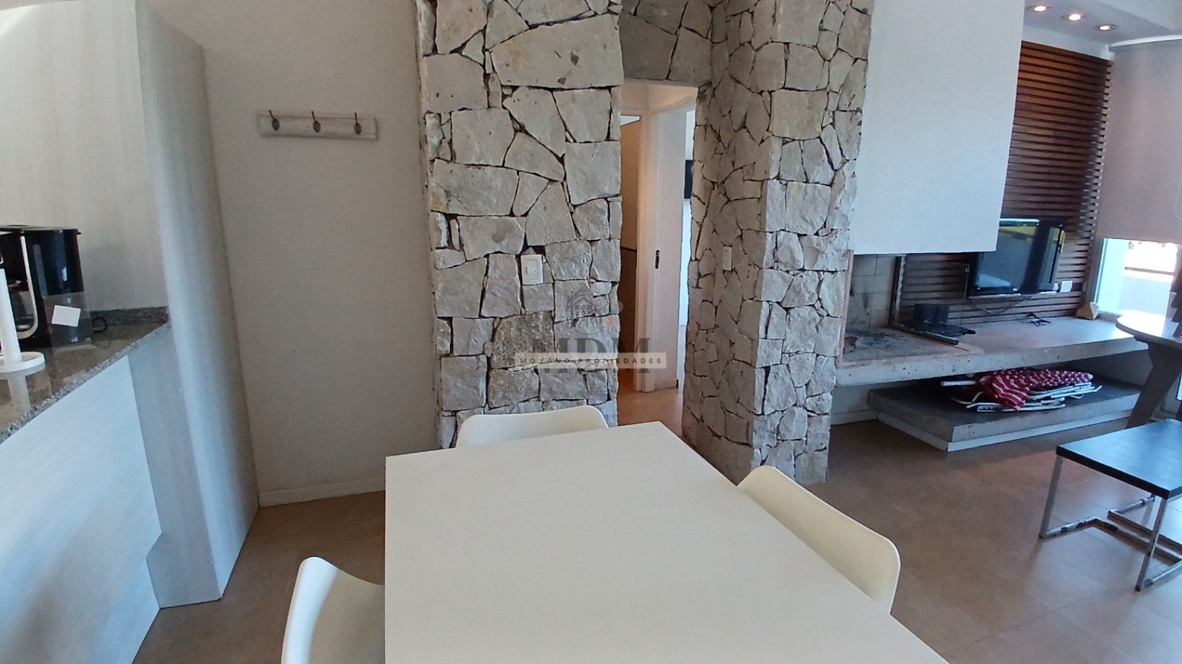 Venta de departamento 2 ambientes - Complejo Punta 30 - 2° piso por escalera