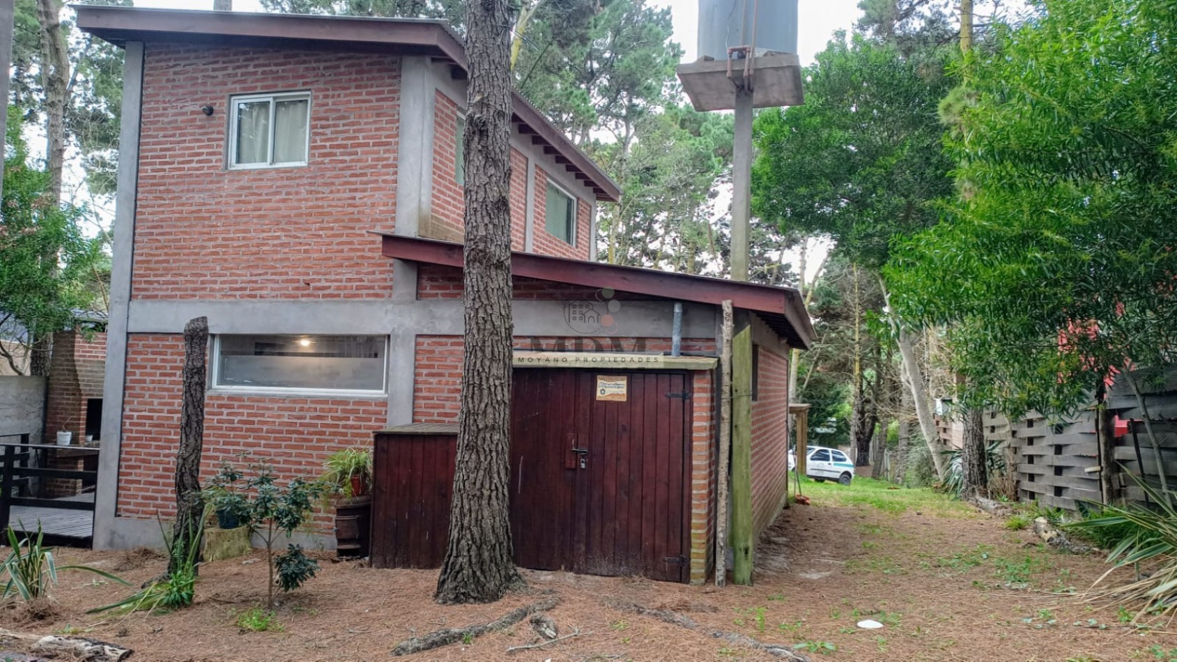 Conjunto de 2 Cabañas en Venta - Mar de las Pampas