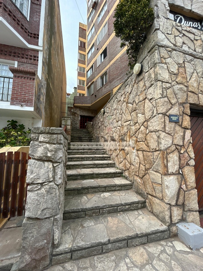 Departamento Frente al Mar en Paseo 104 y Playa - ¡Todos los Ambientes con Vista al Mar!