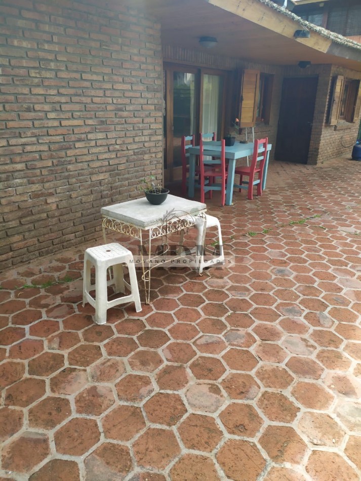 Casa en alquiler anual - Villa Gesell