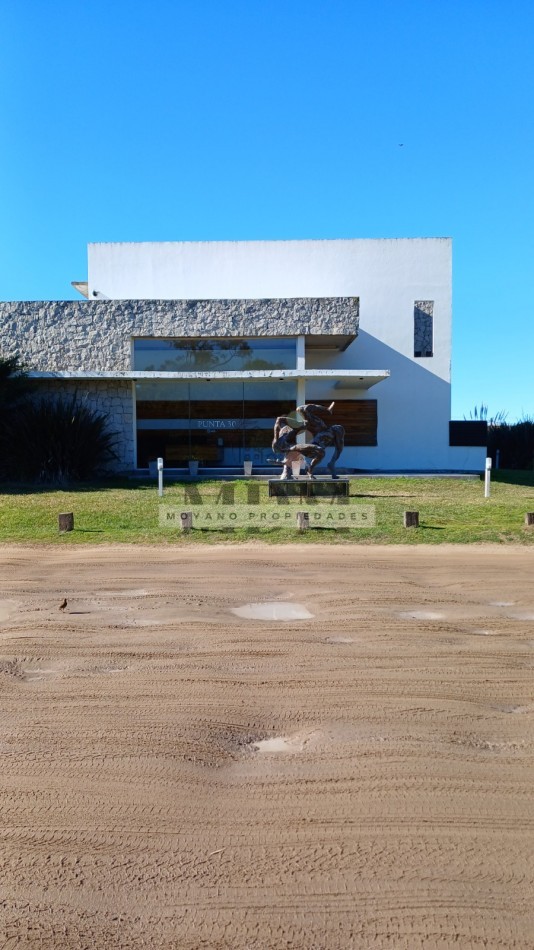 Venta de departamento 2 ambientes - Complejo Punta 30 - 2° piso por escalera