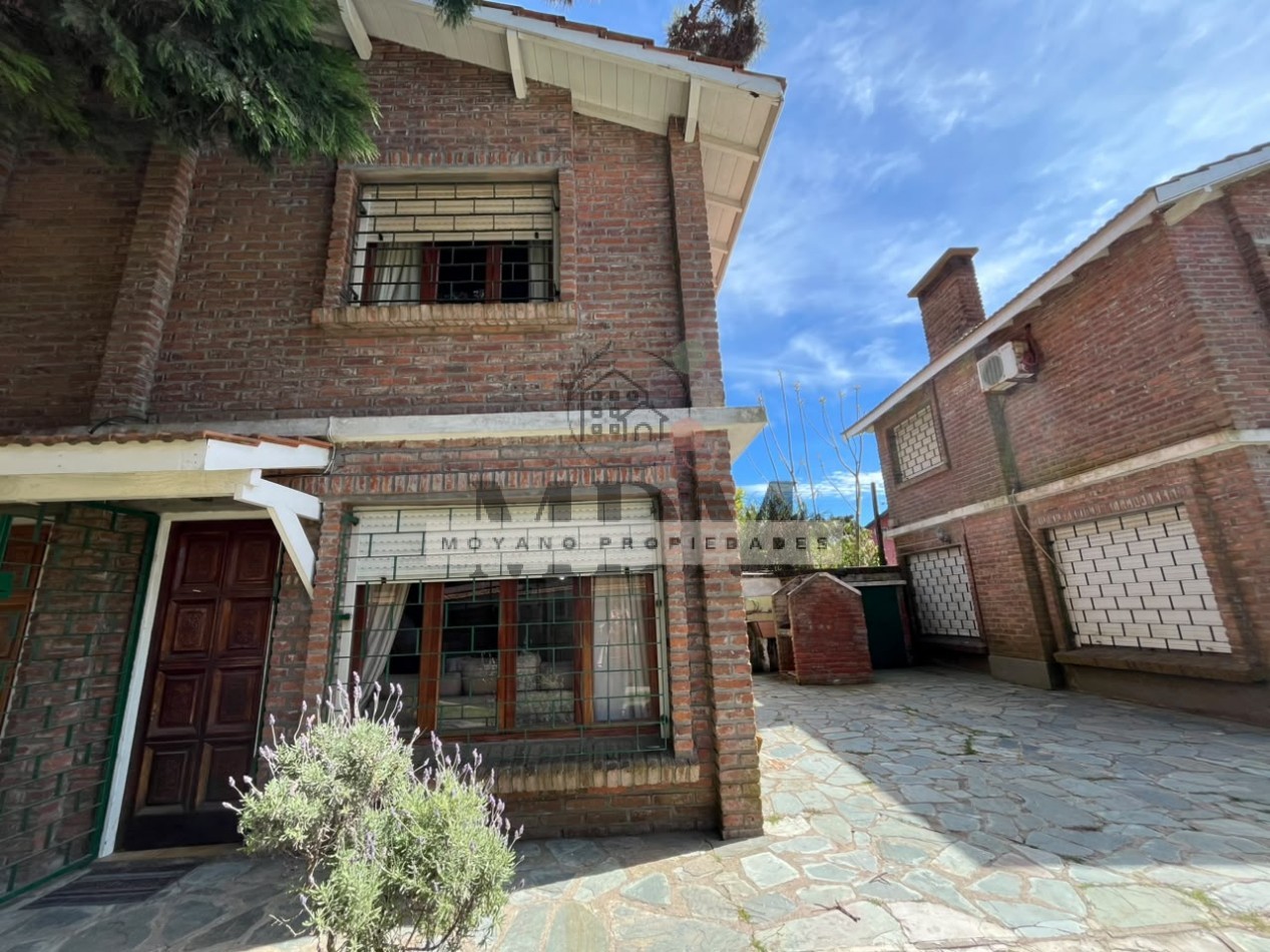 DUPLEX DE 3 AMBIENTES EN COMPLEJO - ESTACIONAMIENTO Y PARRILLA