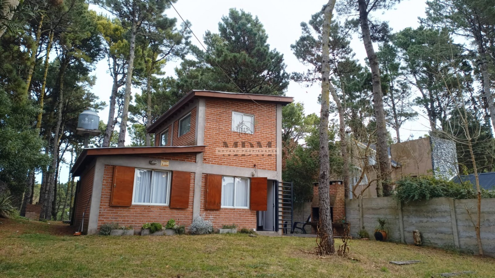 Conjunto de 2 Cabañas en Venta - Mar de las Pampas