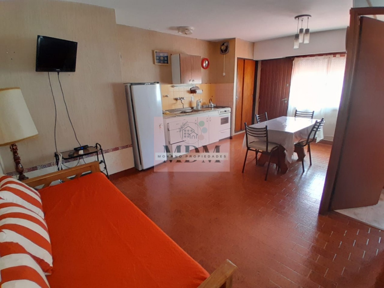 Departamento de 2 ambientes sobre Av. 3 Y Paseo 123