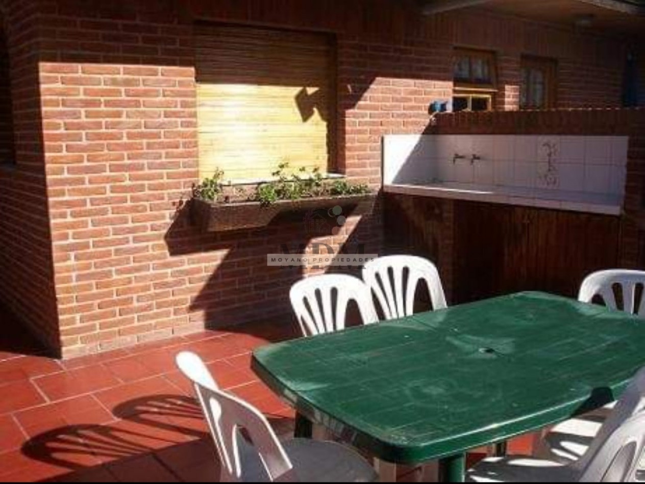 VENDE TRIPLEX ZONA CENTRO ( FINACIA 50% ) A 2 CUADRAS DEL MAR VILLA GESELL