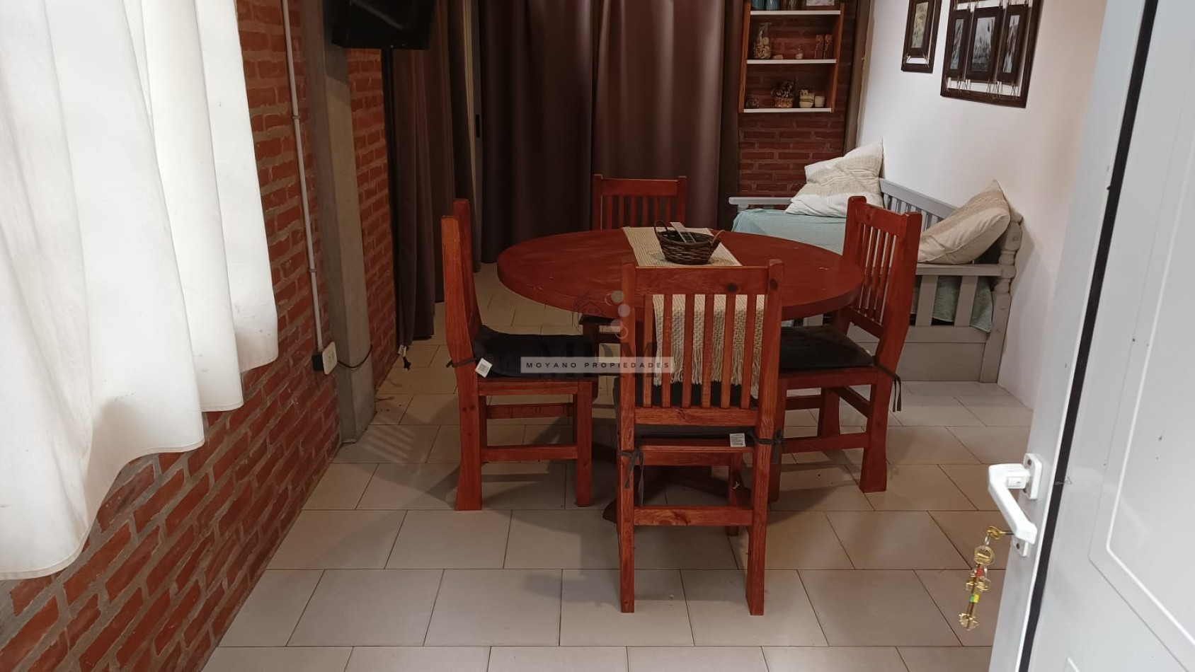 Conjunto de 2 Cabañas en Venta - Mar de las Pampas