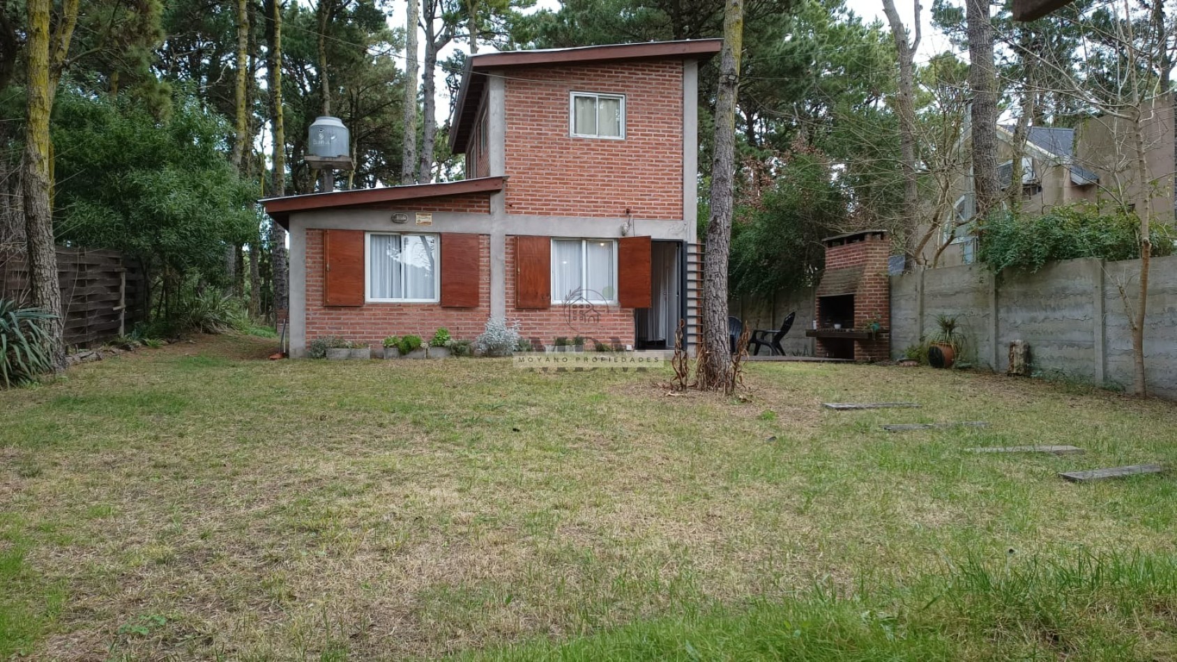 Conjunto de 2 Cabañas en Venta - Mar de las Pampas