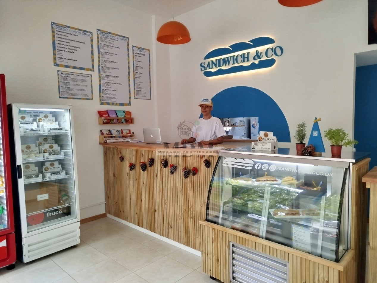 ¡Oportunidad unica en Mar Azul! FONDO DE COMERCIO LISTO PARA ABRIR - HABILITACION VIGENTE
