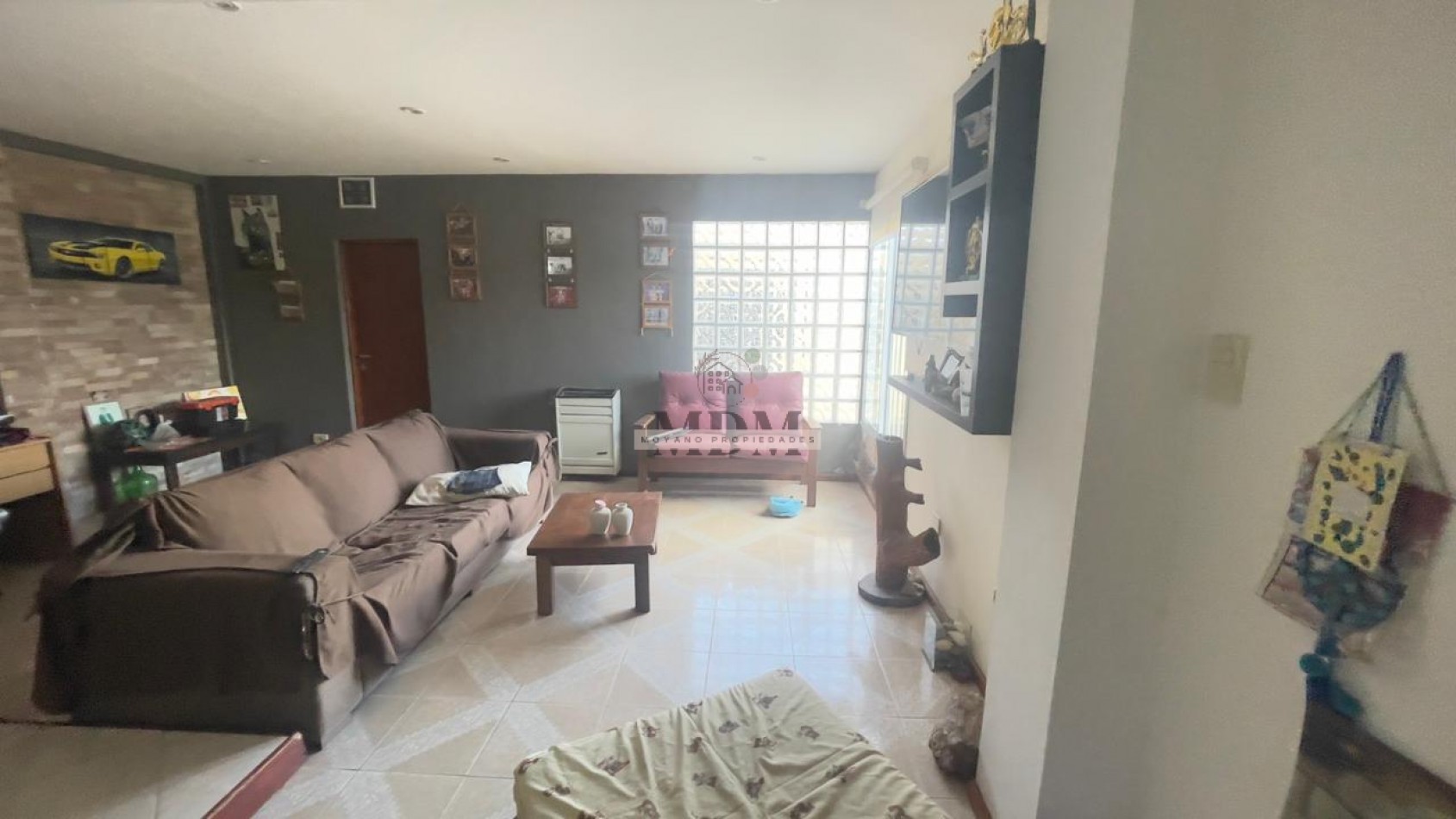 Excelente Oportunidad!!! Casa sobre boulevard con amplio lote.