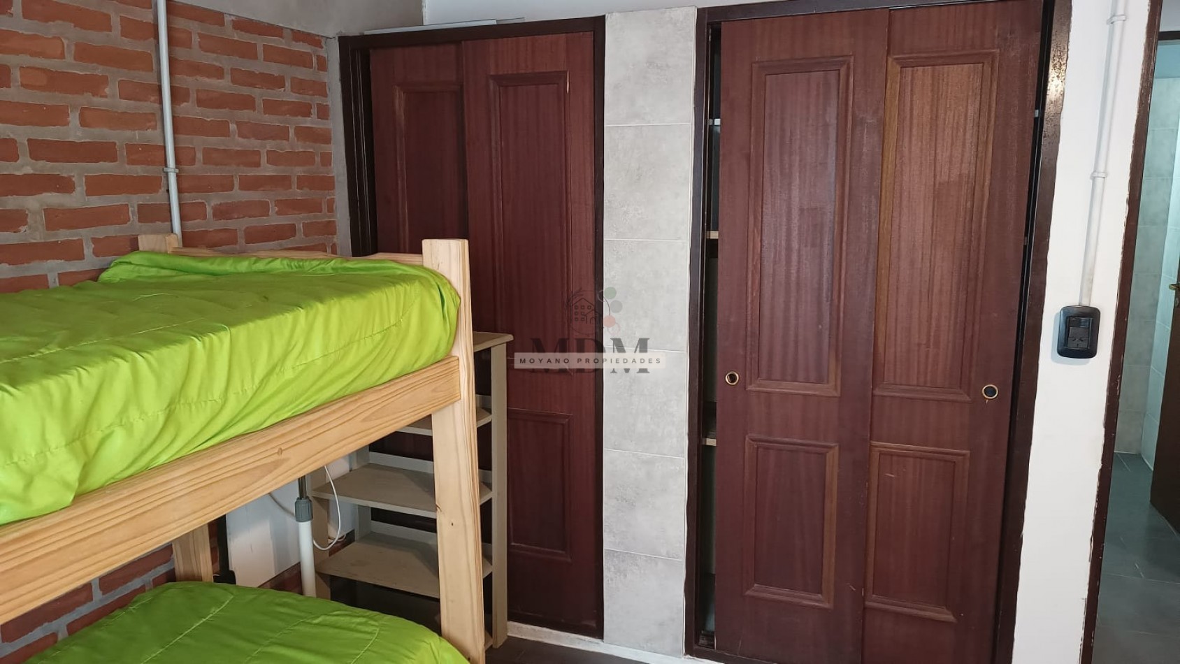 Conjunto de 2 Cabañas en Venta - Mar de las Pampas