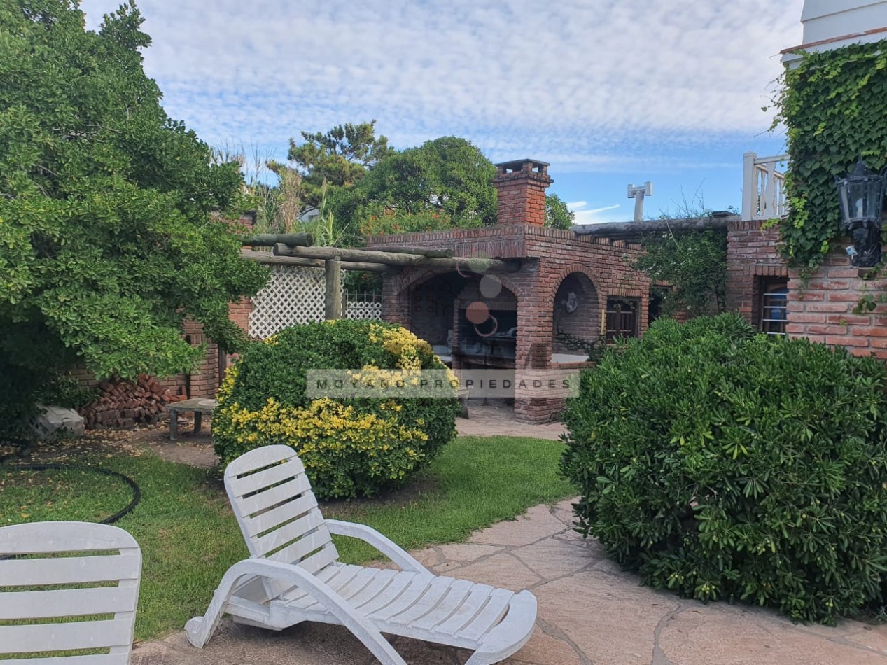 Diseño, Confort y Calidad: Casa Unica en Venta