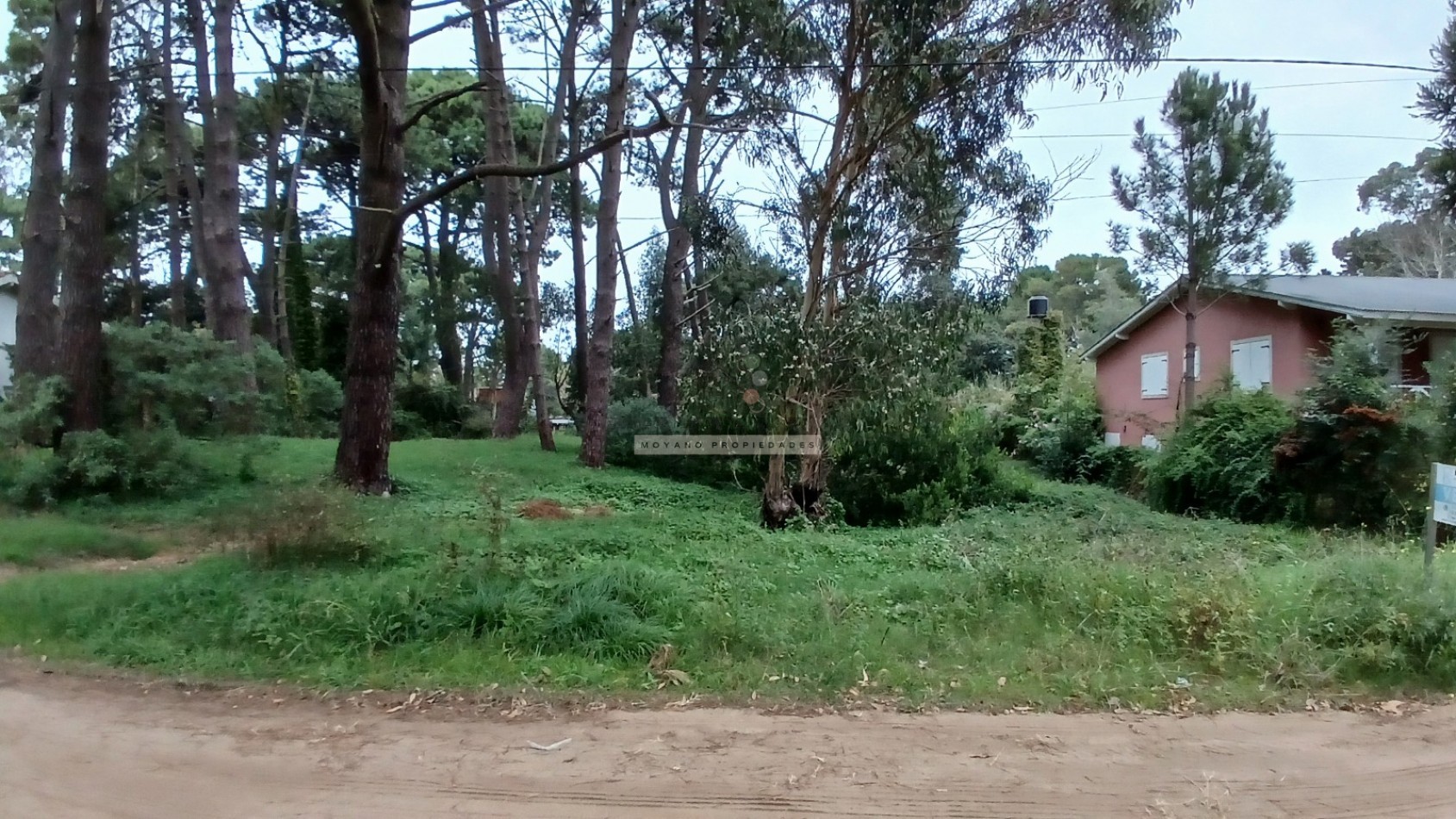 Lote en venta - Calle Segui entre Cabral y Nuñez de Balboa