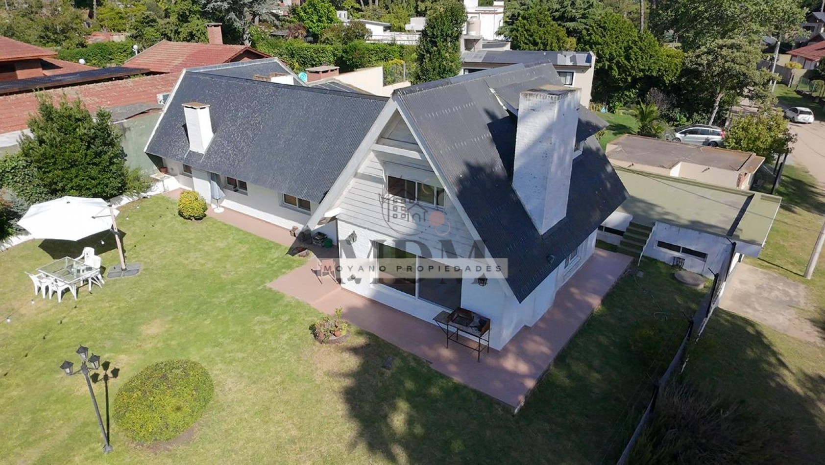 Casa en venta - Zona Residencial de Villa Gesell