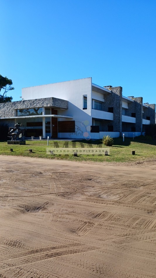 Venta de departamento 2 ambientes - Complejo Punta 30 - 2° piso por escalera