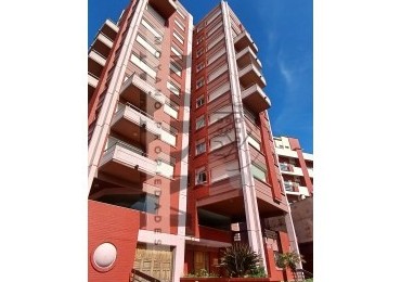 Oportunidad en Villa Gesell: 2 Amb. Amoblado con Cochera - Edificio PH II