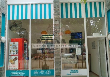 ¡Oportunidad unica en Mar Azul!  FONDO DE COMERCIO LISTO PARA ABRIR - HABILITACION VIGENTE