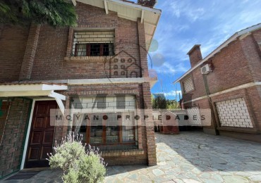 DUPLEX DE 3 AMBIENTES EN COMPLEJO - ESTACIONAMIENTO Y PARRILLA