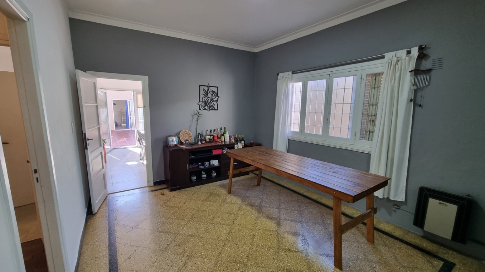 Casa 4 ambientes c/ Garage y Quincho. patio amplio- ZONA SAN JUAN APTA CREDITO BANCARIO USA 129.000